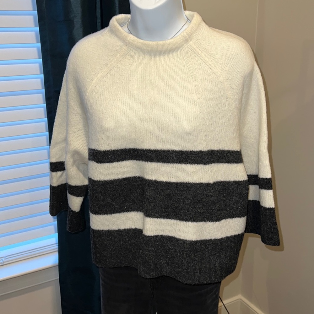 Bell sleeved sweater